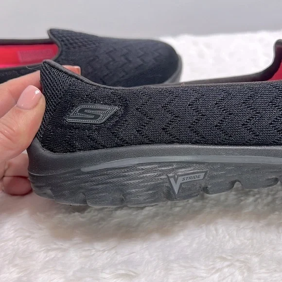 Sketchers Black Axis GoWalk 2 Mesh Slip-On Walking Shoe size 6 - Picture 12 of 12